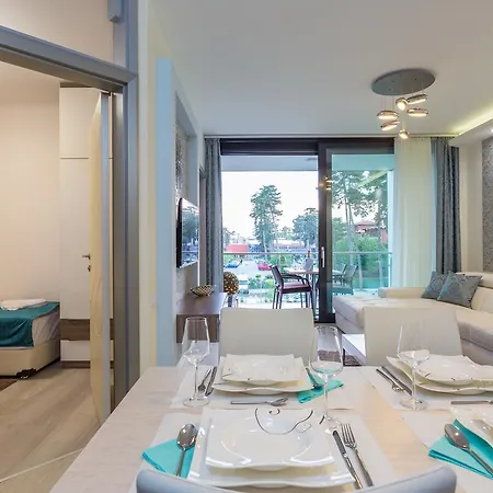 Hotel de apartamente Port Delux Wellness & Luxury *